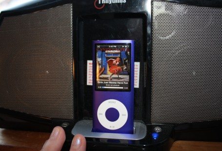 Ipod nano purple 2010