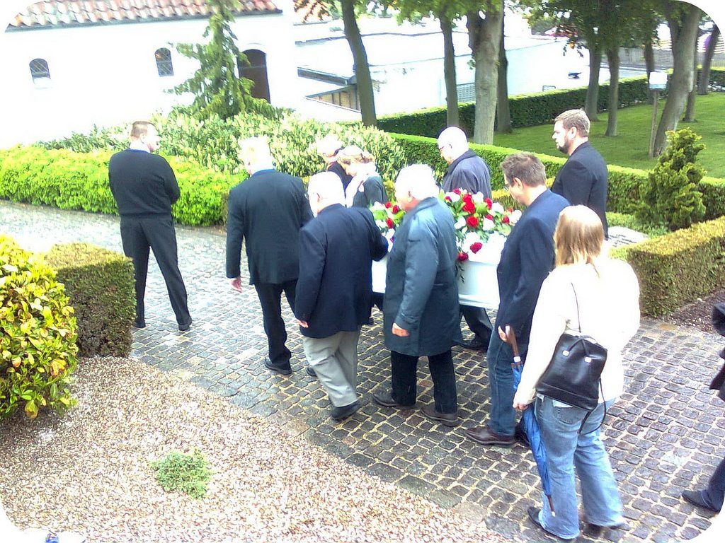 4650105349_f945692c3f_b begravelse af min kære gudmormor