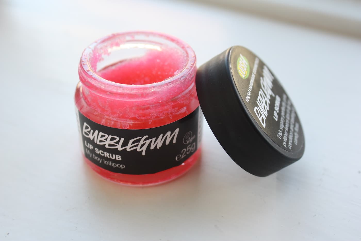 Bubblegum lip scrub from LUSH cosmetics 2018