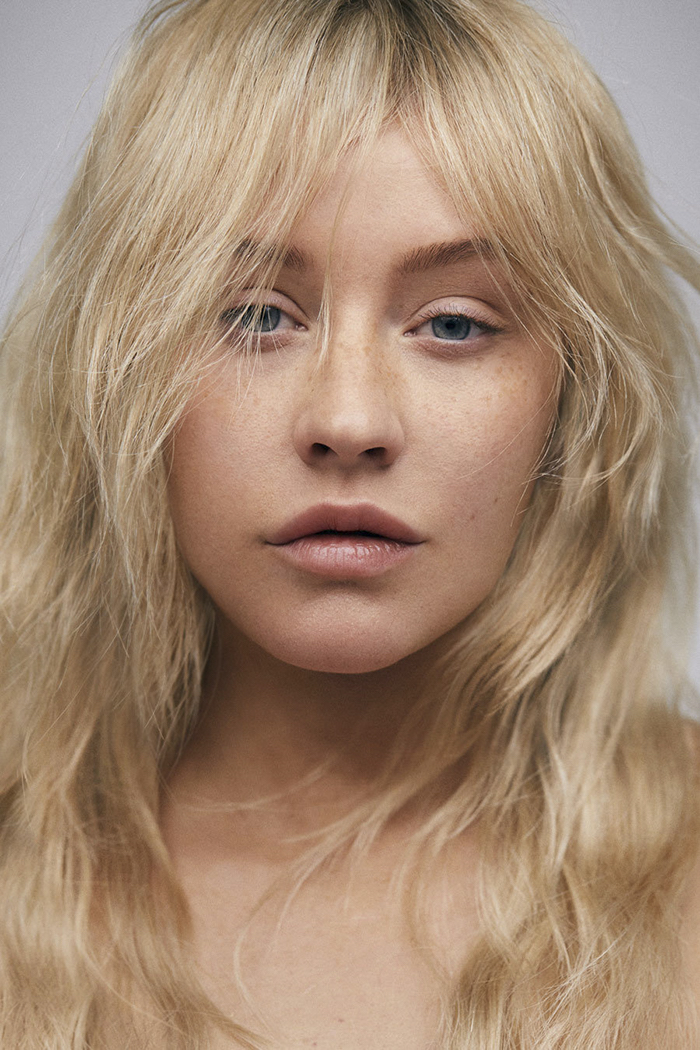 Christina aguilera natural makeup and look