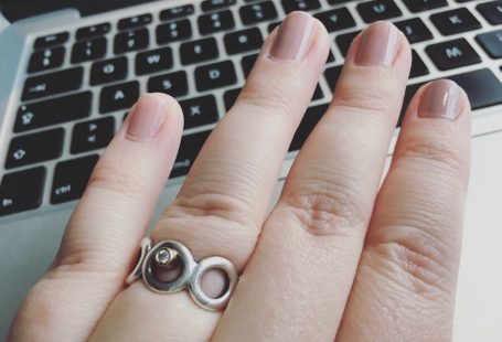 Laptop, nail varnish, jewelry