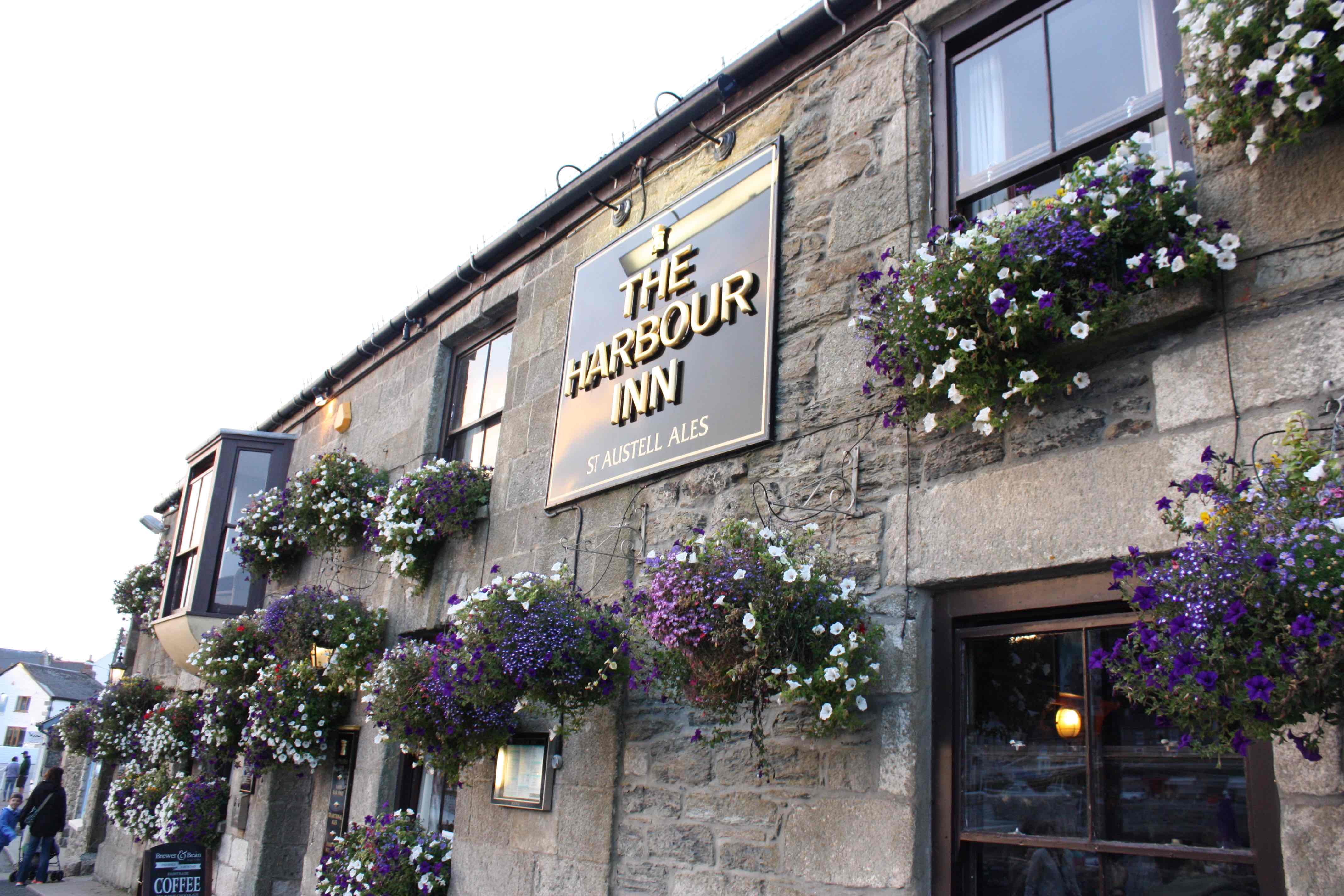 the harbour inn porthleven