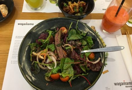 shiitake steak salad and juice wagamama