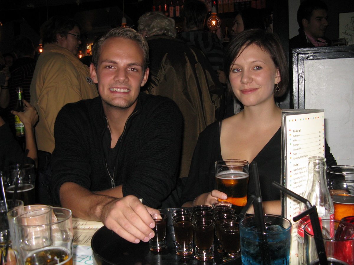 Michael and signe from HF at the bar