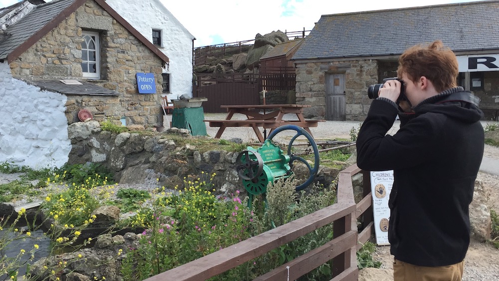 Matthew-ross-taking-photos-lands-end2015