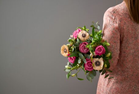 flowr grey background bouquet of pink and dustry rose flowers