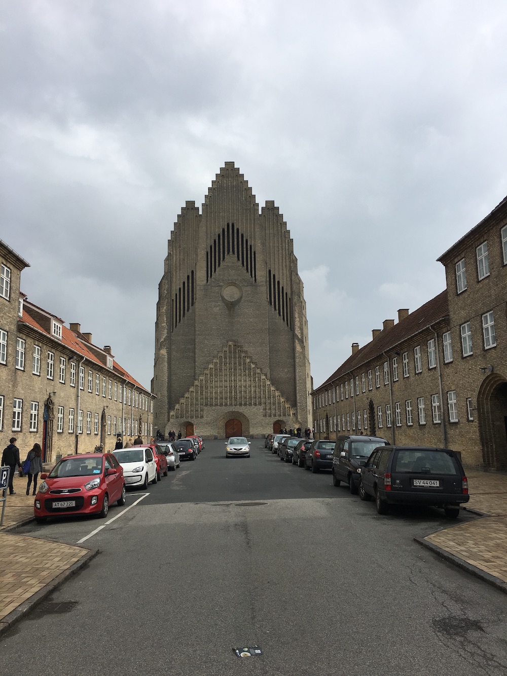 grundtvigs-kirke-bispebjerg-nordvest-church-denmark