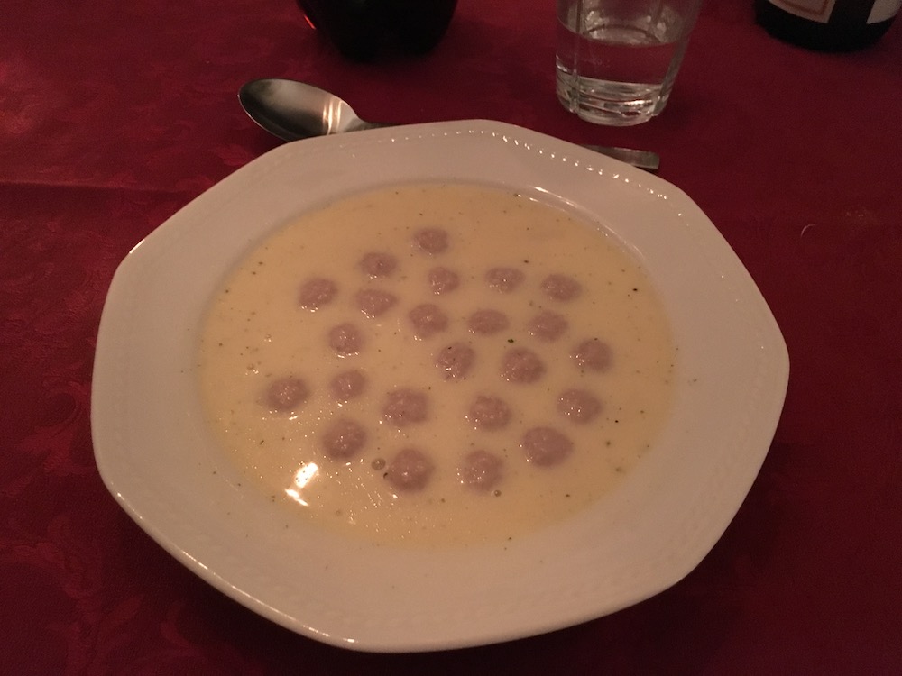 kødboller-suppe-jul-2015