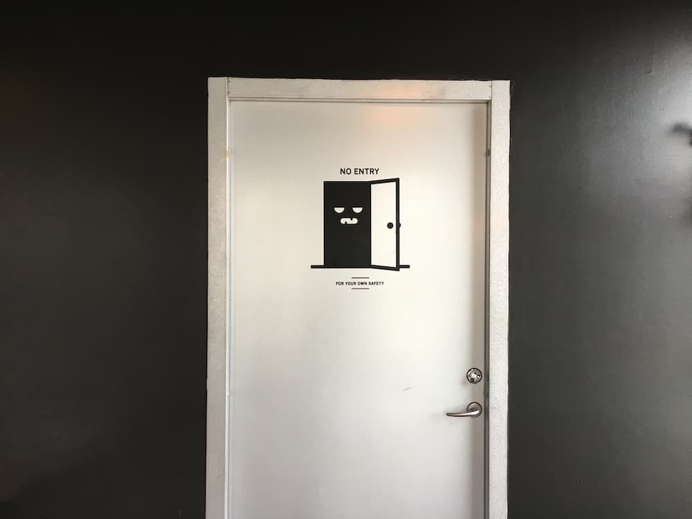 no-entry-lol-door-sign-2017-sliders