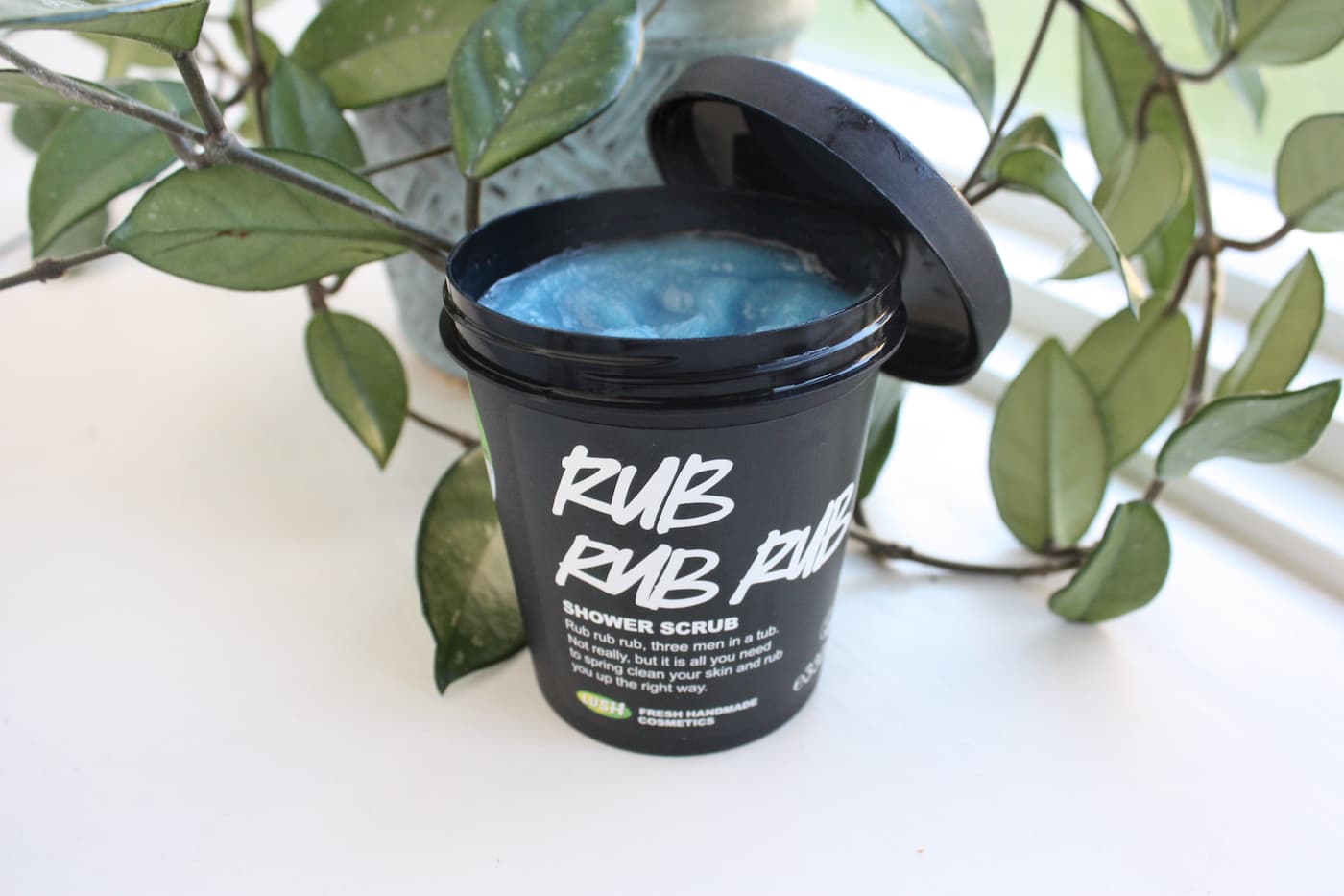 open rubrubrub shower scrub Lush