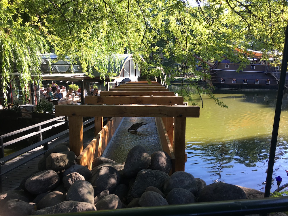 outside-færgekroen-tivoli-summer-2016