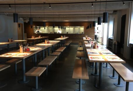 seating area and kitchen wagamama frederiksberg 2017