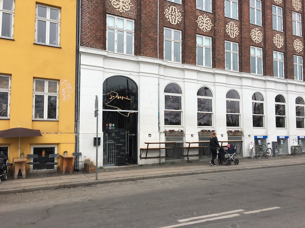 slilders-norrebro-copenhagen-outside-building-2017