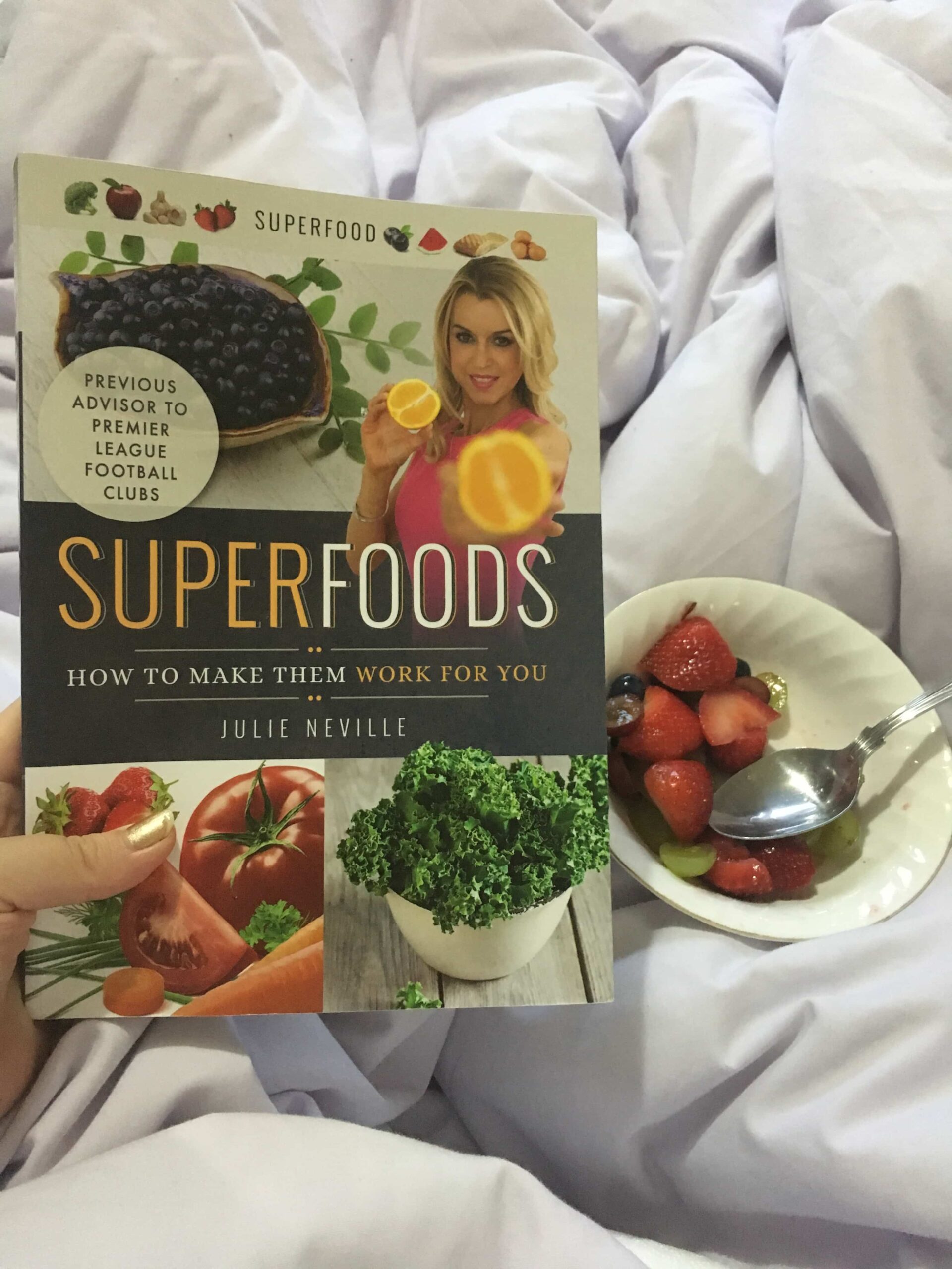 superfoods book reading in bed