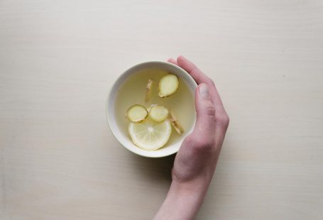 cup of tea with ginger and lemon