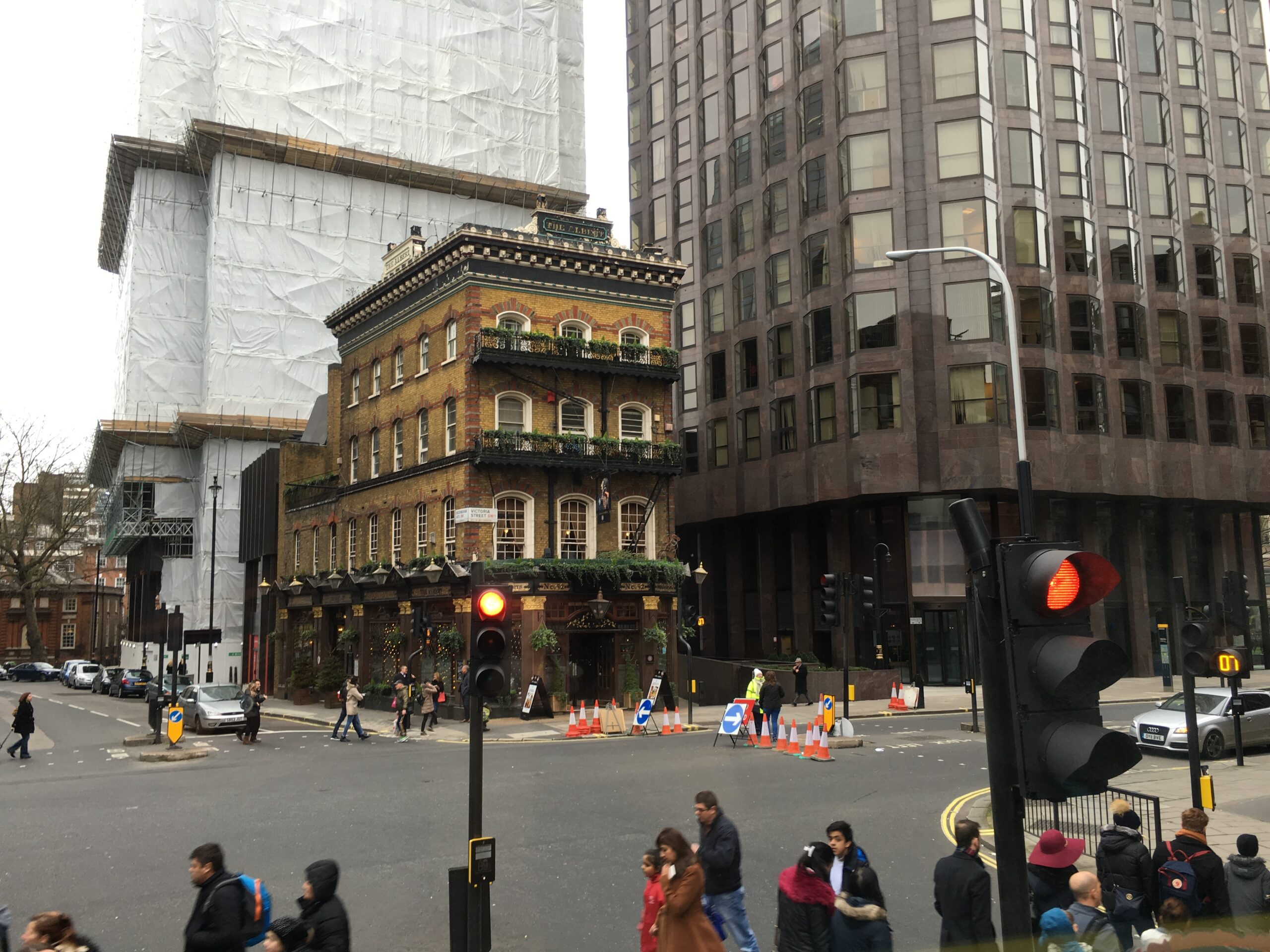 the cutest little house in london 2016