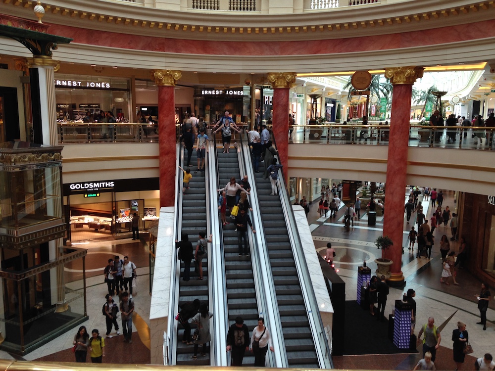the-trafford-center-manchester-escalators-shopping-mall-uk