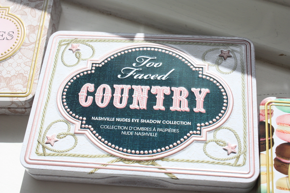 too-faced-country-eye-shadow-palette-case